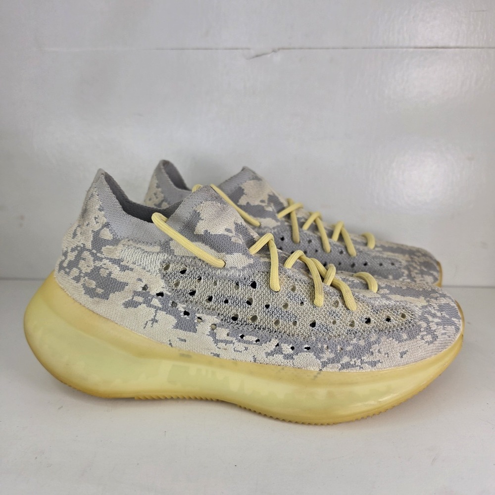 Adidas Yeezy Boost 380 Alien Men's Size 9 Casual Sneaker Shoes Yellowed
